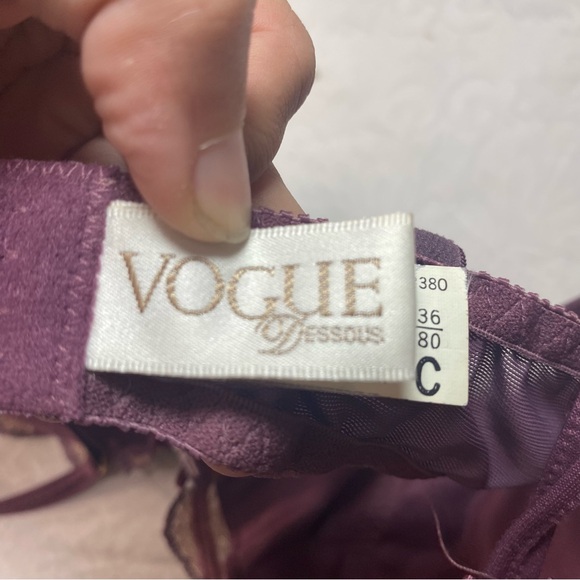 Gorgeous Vintage Tapestry Bra Excellent Condition Vogue Dessous 36C Embroidered - Picture 9 of 11